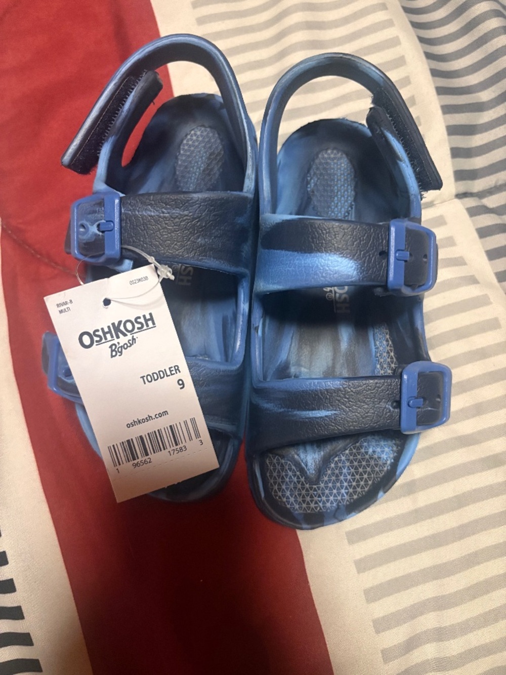 Oshkosh sandals